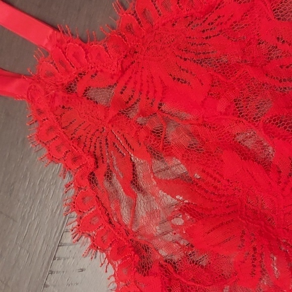 VINTAGE VICTORIA SECRET Red See-through Lace Hi Cut Bodysuit or Nighty - Picture 13 of 13